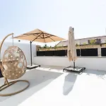 Сasa de vacaciones 1924 Gemini House Jacuzzi, Garden, Rooftop Nicosia