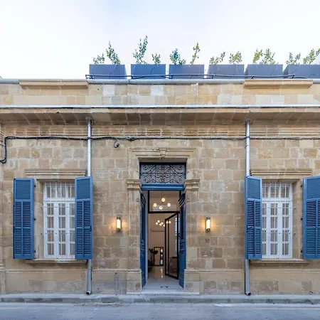 1924 Gemini House Jacuzzi, Garden, Rooftop Nikosia