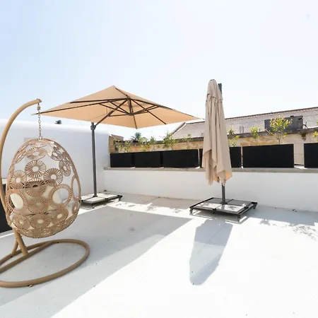 Ferienhaus 1924 Gemini House Jacuzzi, Garden, Rooftop Nikosia
