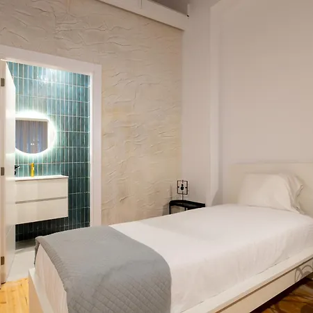 Ferienhaus 1924 Gemini House Jacuzzi, Garden, Rooftop Nikosia