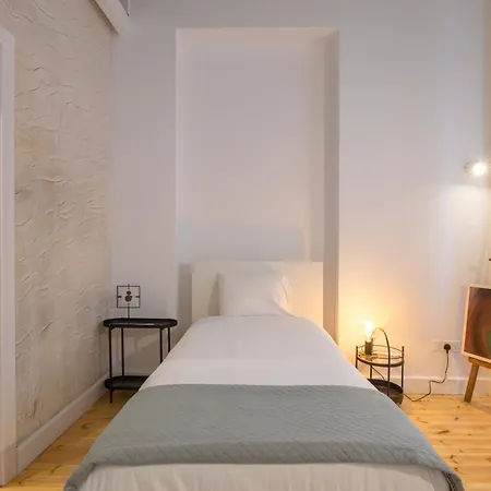 1924 Gemini House Jacuzzi, Garden, Rooftop *