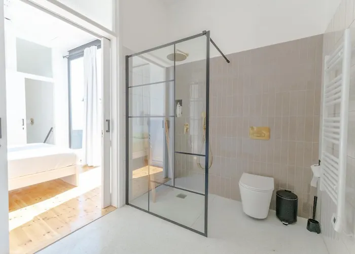 1924 Gemini House Jacuzzi, Garden, Rooftop Semesterbostad