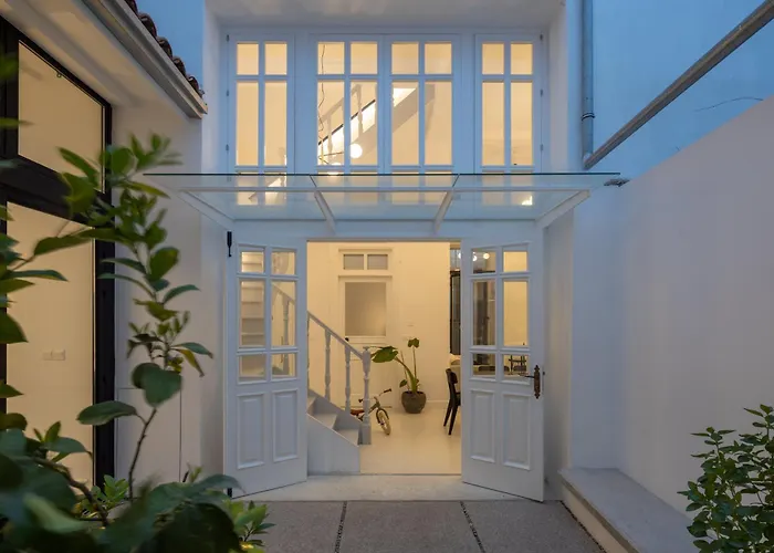 1924 Gemini House Jacuzzi, Garden, Rooftop * 尼科西亚