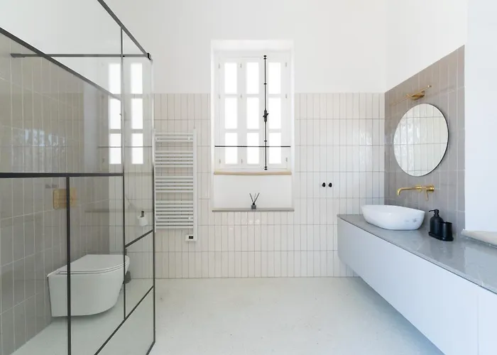 1924 Gemini House Jacuzzi, Garden, Rooftop ניקוסיה